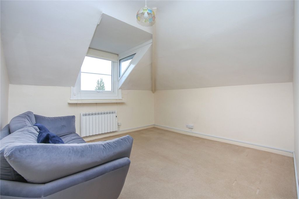 Property photo 3 of 7 Picture No. 13