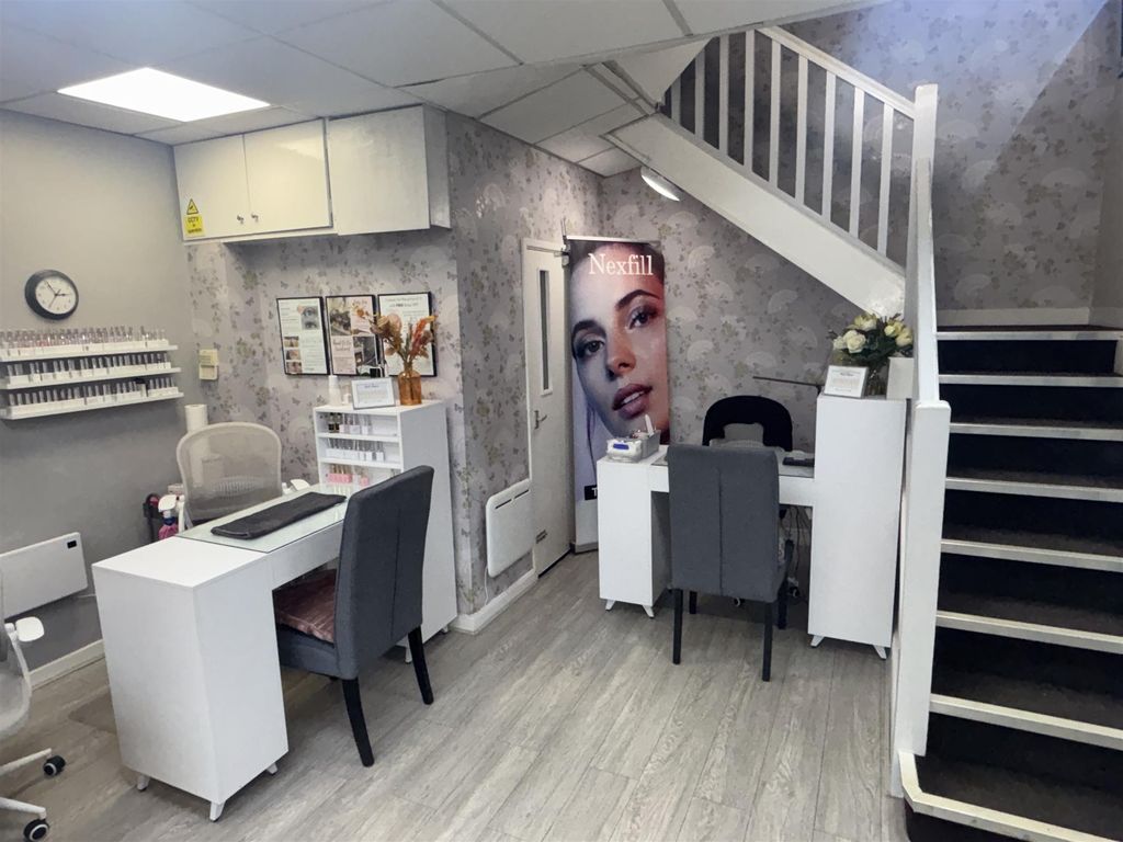 Property photo 2 of 8 Photo 1