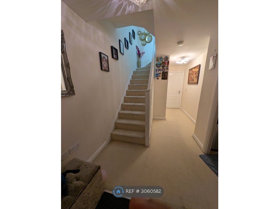 Property photo 3 of 26