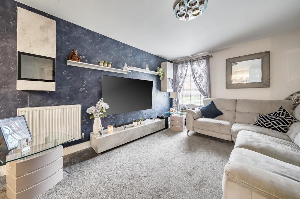 Property photo 3 of 20 Reception