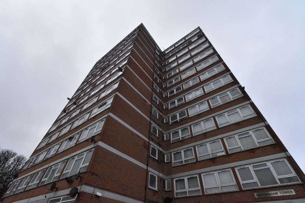 Property photo 2 of 12 Gallery