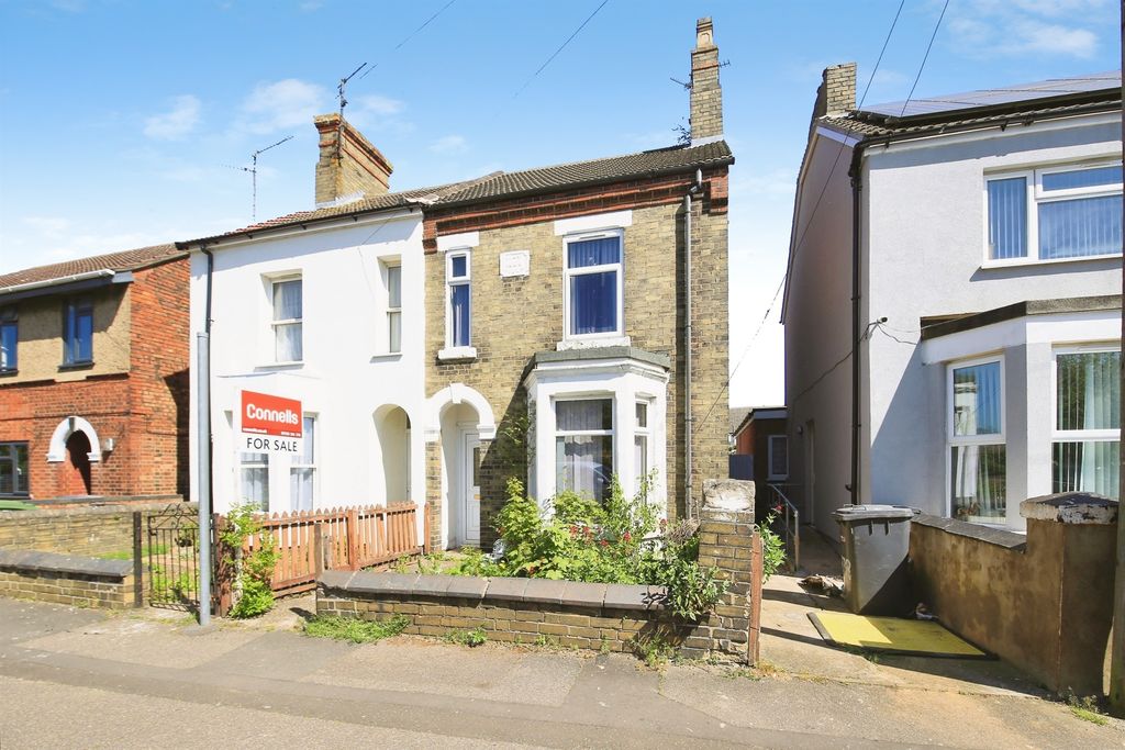 Property photo 1 of 13