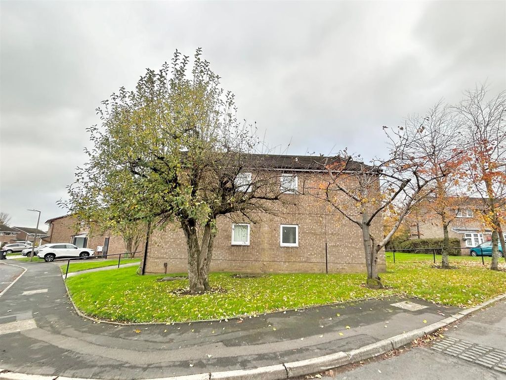 Property photo 3 of 6 Side.Jpg