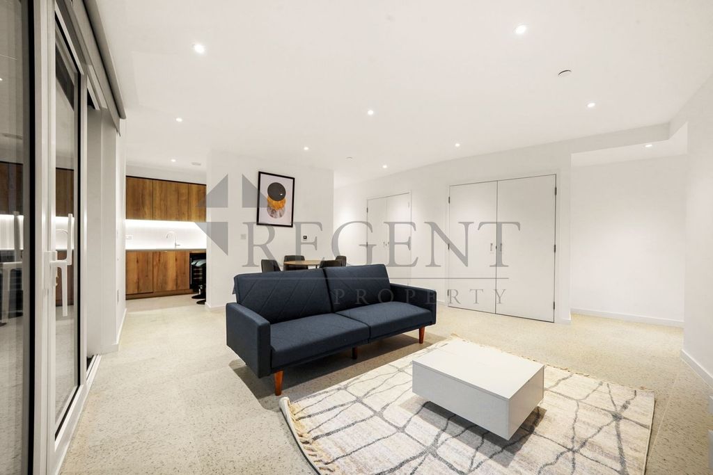 Property photo 2 of 22 Open Plan
