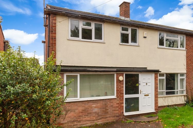 Property photo 2 of 9 210076