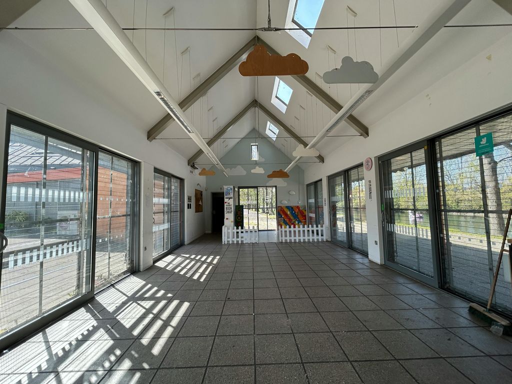 Property photo 2 of 7 Img_2912.Jpg