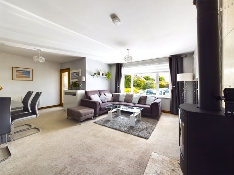 Property photo 3 of 13 Living Room