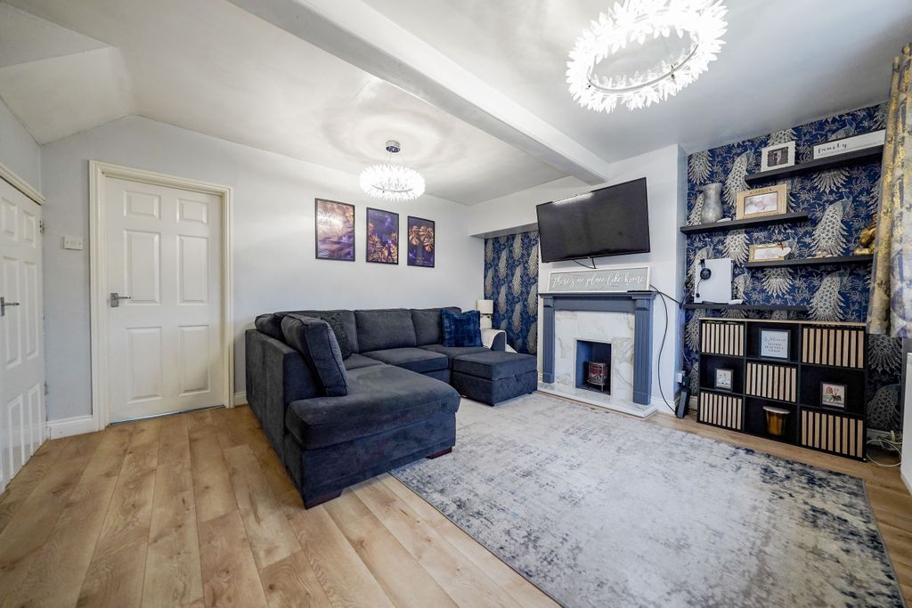 Property photo 3 of 23 Dsc02838