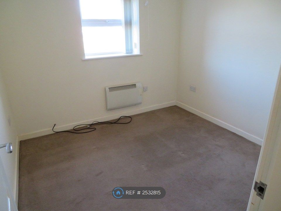 Property photo 3 of 27