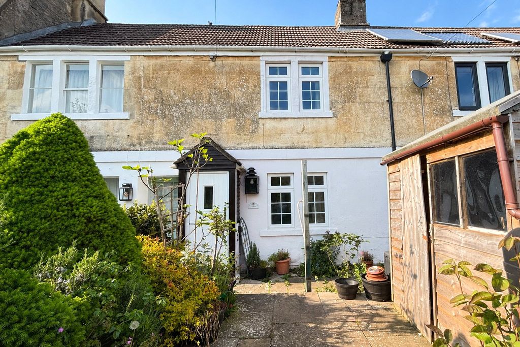 Property photo 1 of 14 External