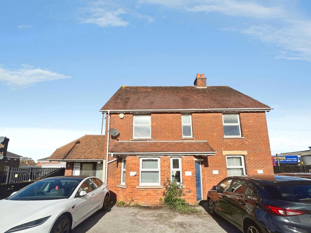 Property photo 1 of 11 Picture No. 16
