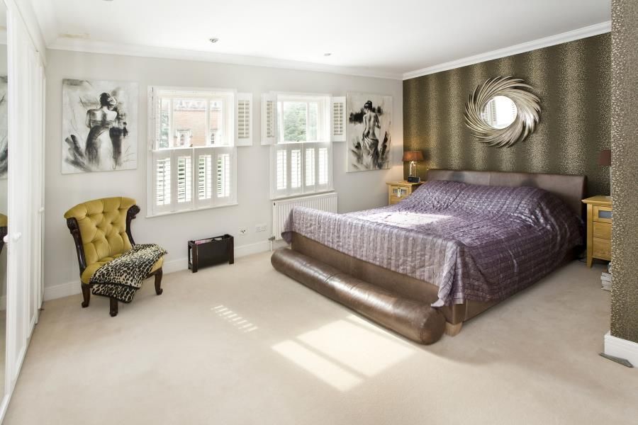 Property photo 3 of 11