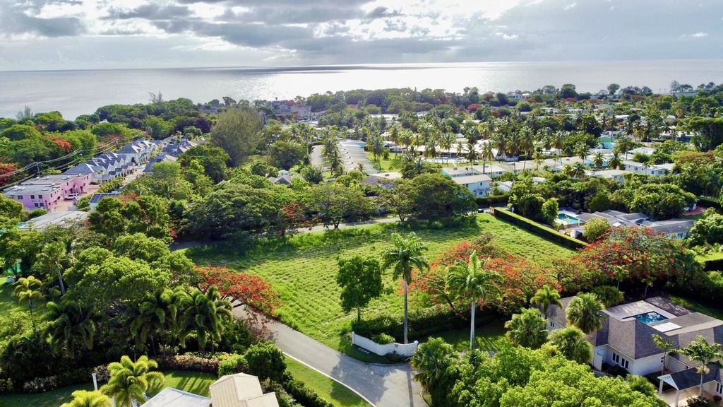 Property photo 2 of 11