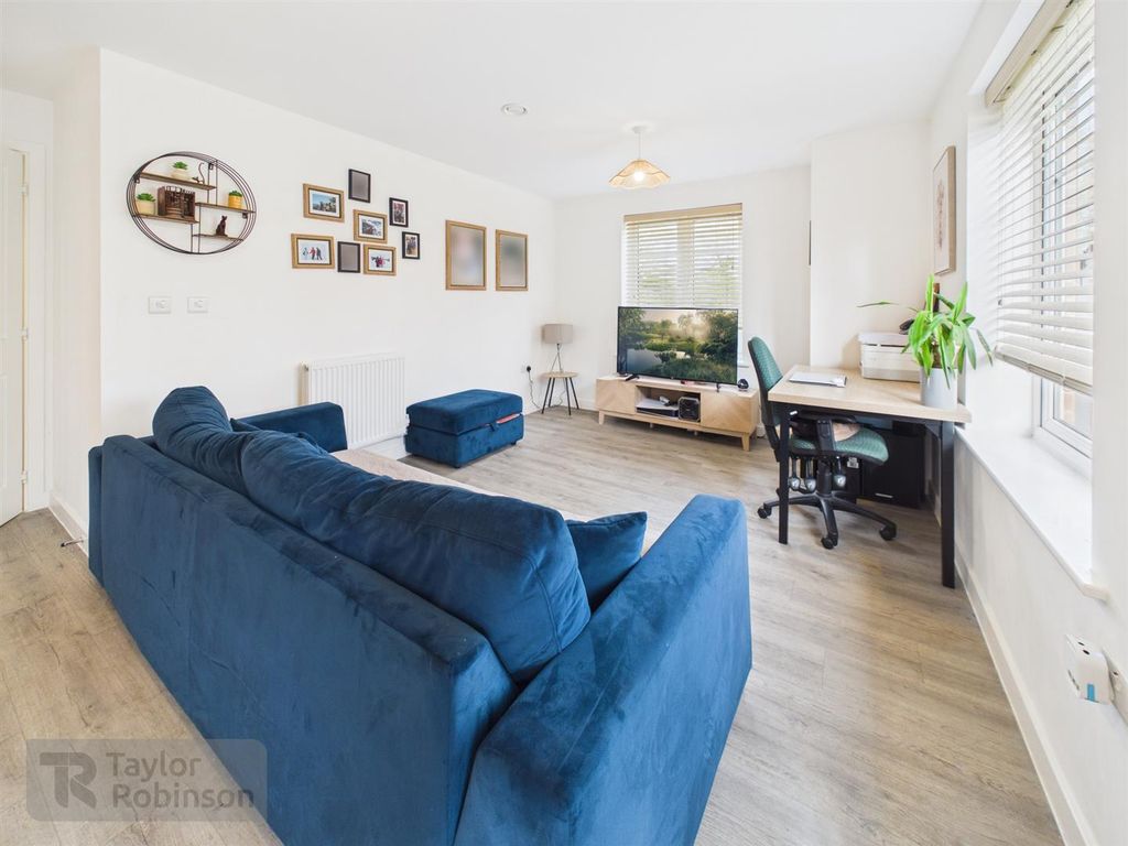 Property photo 2 of 13 Cam02600G0-Pr0708-Still012.Jpg