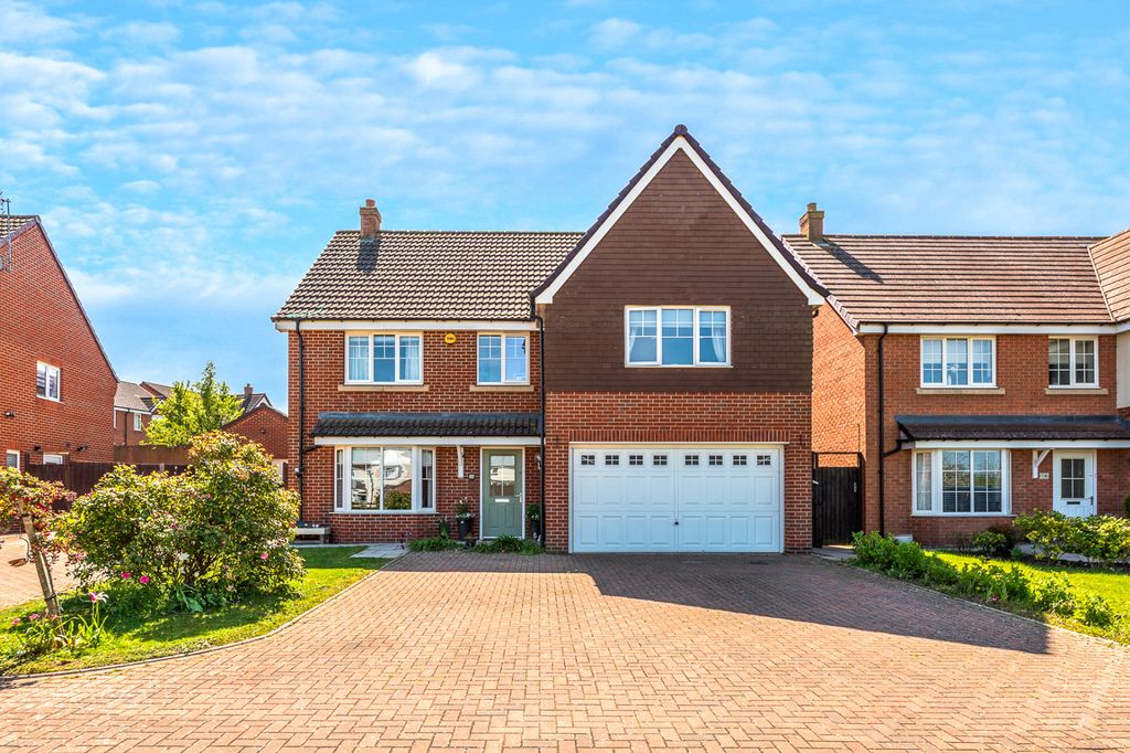 Property photo 1 of 24