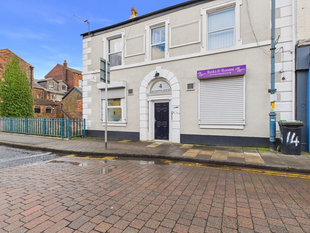 Property photo 1 of 4 Cam03729G0-Pr0218-Still004