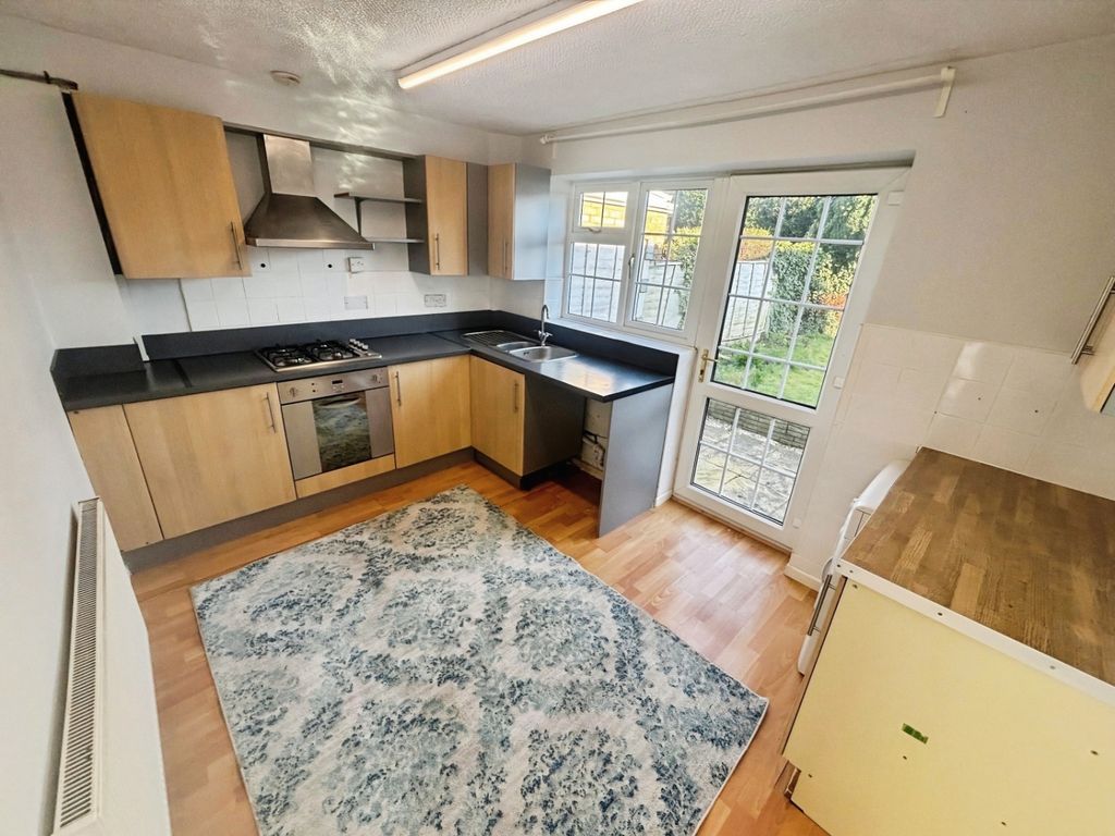 Property photo 2 of 9 Pbox-Img.Jpg