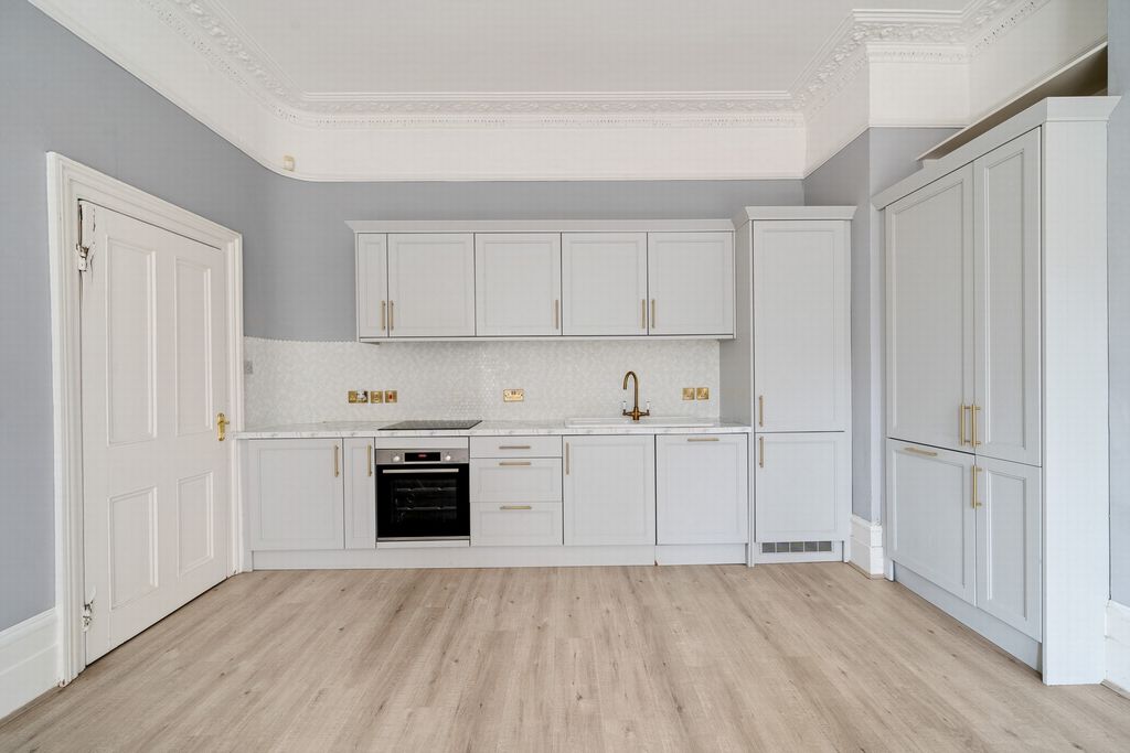 Property photo 2 of 12 Kitchen