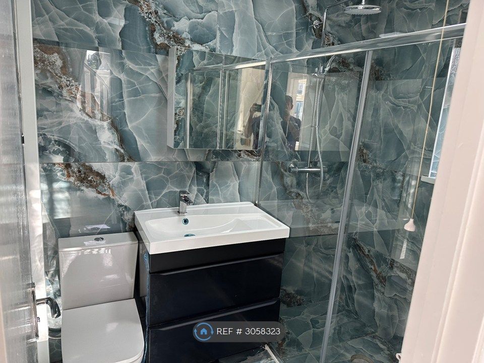 Property photo 1 of 34