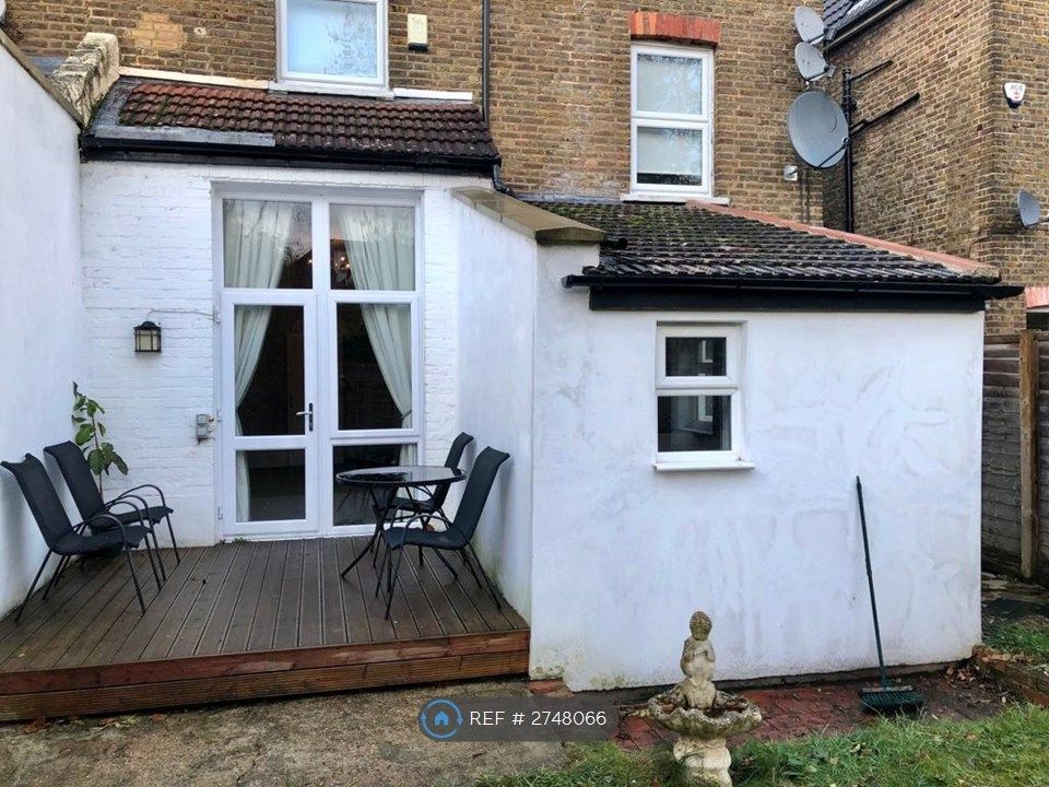 Property photo 2 of 9