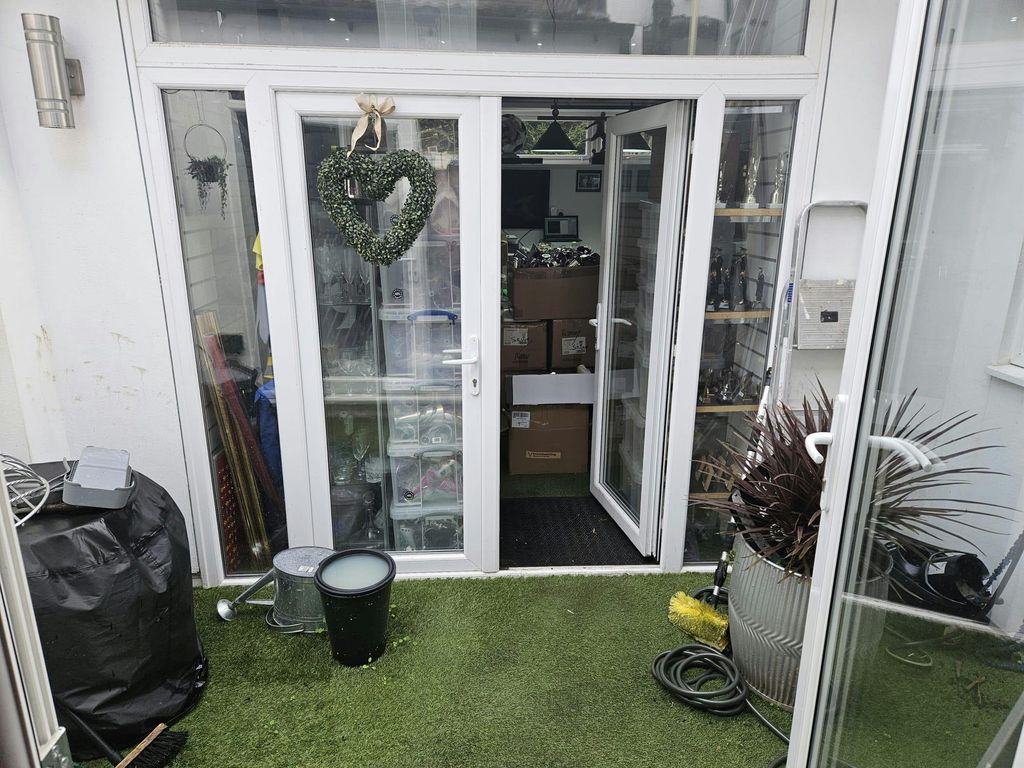 Property photo 3 of 4 Photo20241028164017.Jpg