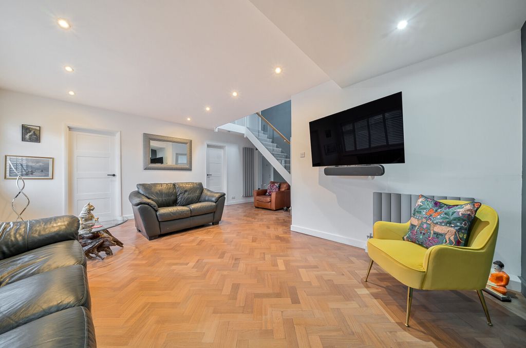 Property photo 2 of 22 1403503-11-69790A...