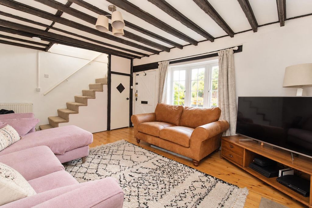 Property photo 3 of 14 6c4d0Fd8-80Aa-4851-B84A-4767Bc624Eef.Png