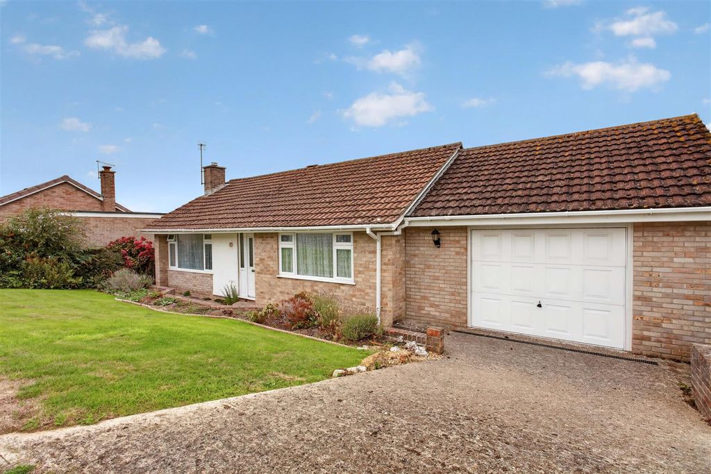 Property photo 1 of 16 Front View 1.Jpg