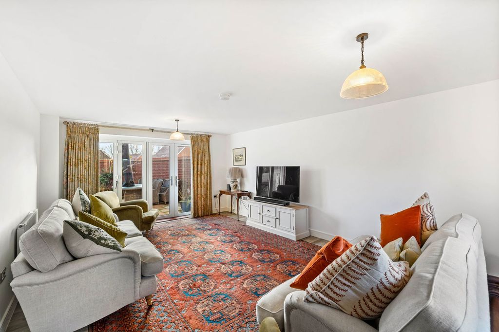 Property photo 3 of 22