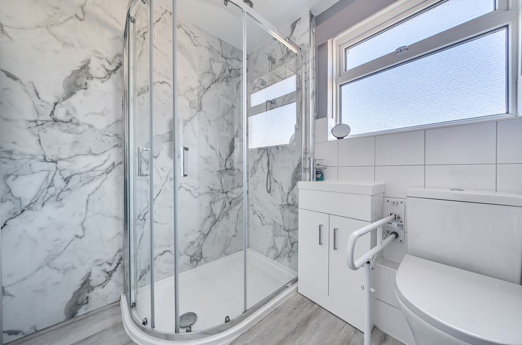 Property photo 3 of 12 14488021169ee6F72124Bf