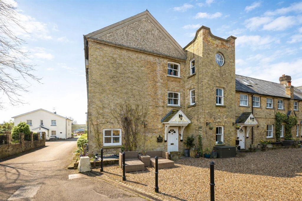 Property photo 1 of 35 Courtyard Mews New Front.Png