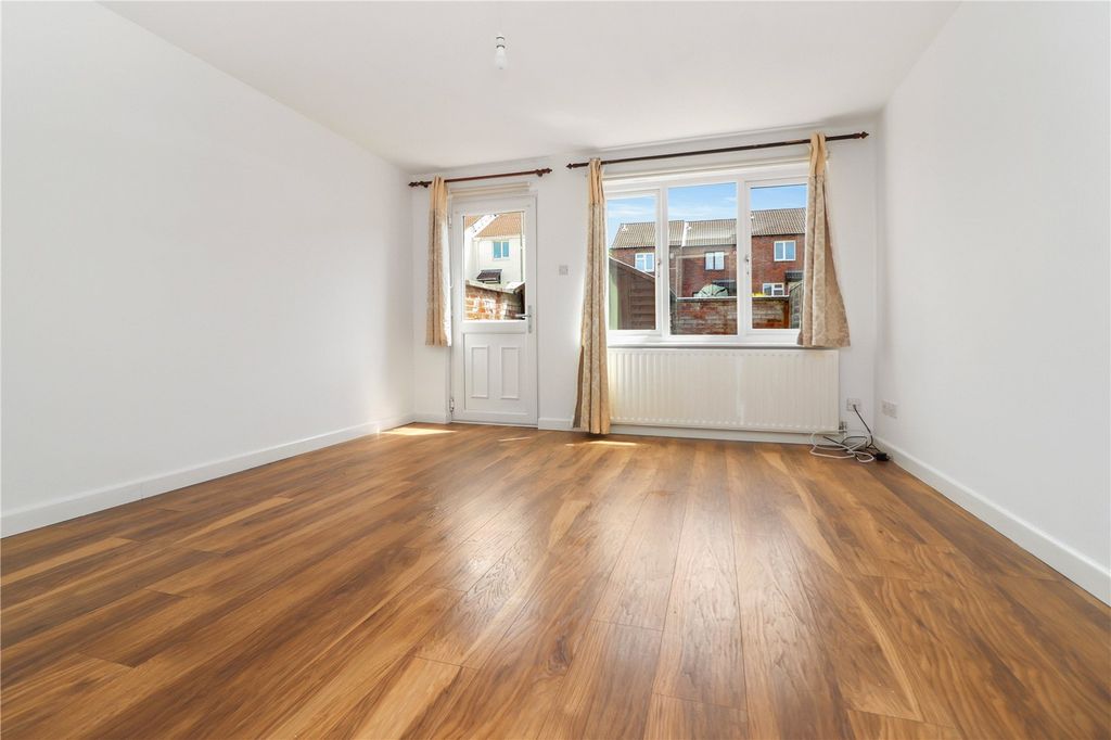 Property photo 2 of 13 Picture No. 09