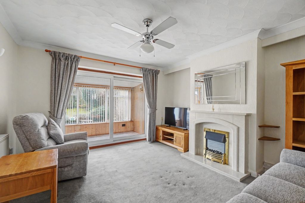 Property photo 2 of 13 4708146