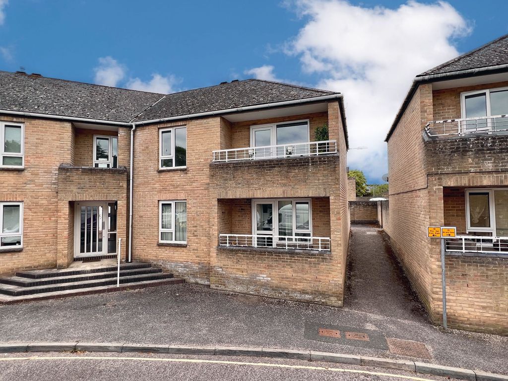 Property photo 1 of 23