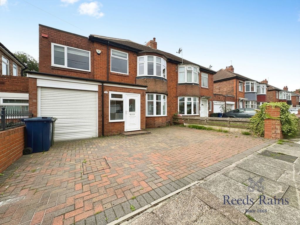 Property photo 1 of 19 Pbox-Img.Jpg