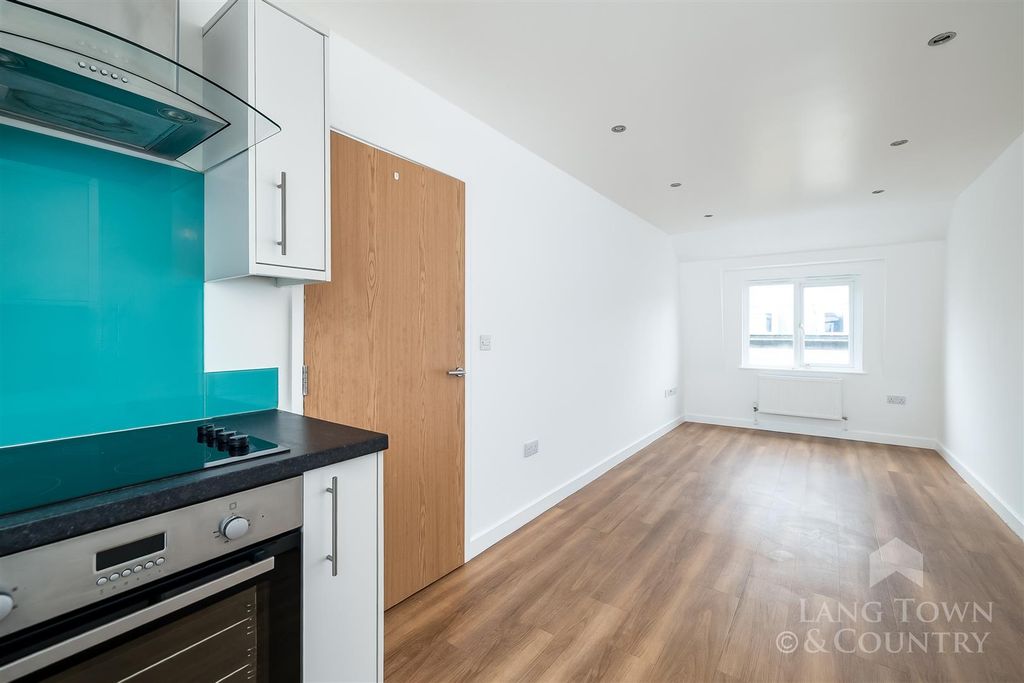 Property photo 3 of 8 0017.Jpg