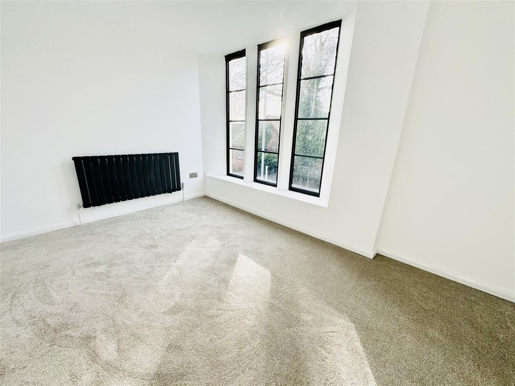Additional image 8 of 4 bed flat to rent32 Vale Road, St Wulstans Apartments, Stourport On Severn DY13