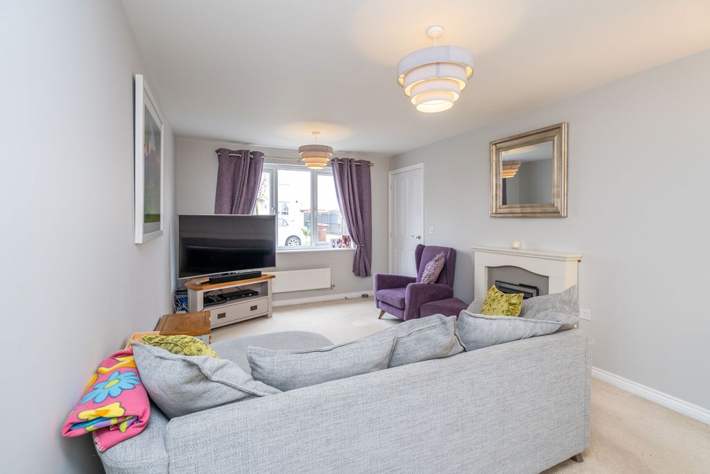 Property photo 3 of 40 Property Image 3