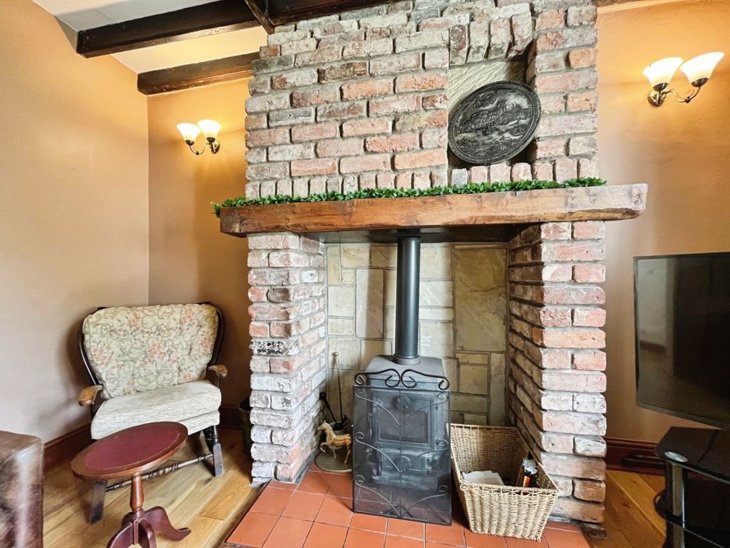 Property photo 3 of 41 4301788