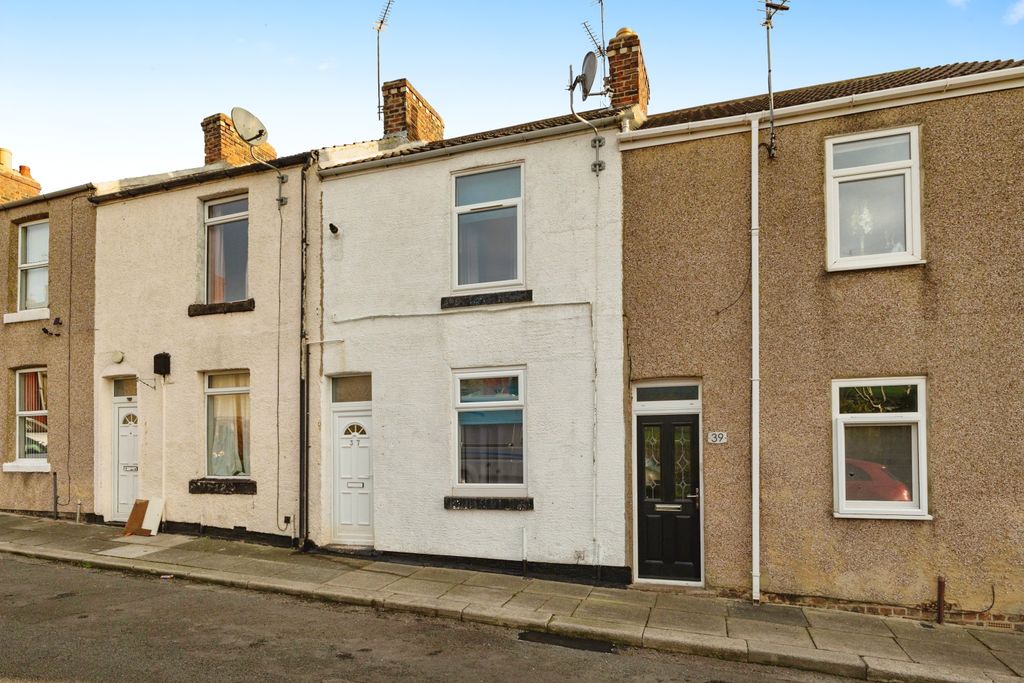 Property photo 2 of 15