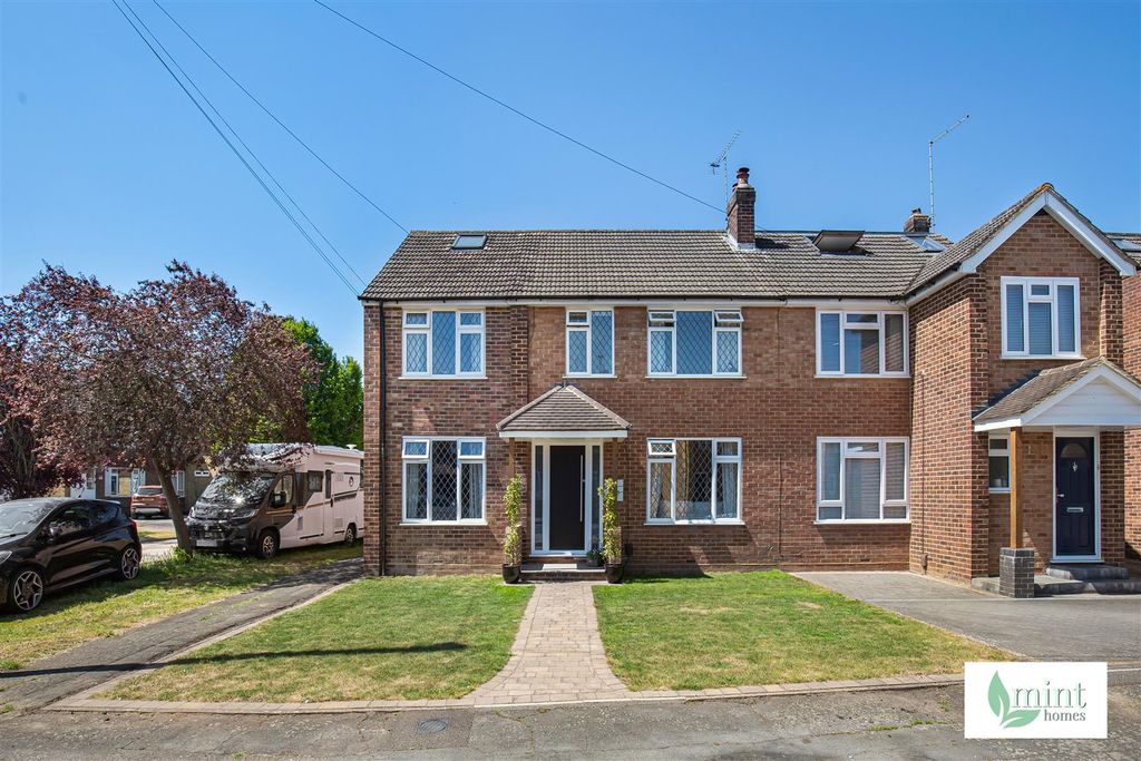 Property photo 1 of 21 Mint_Homes-10_Edward_li_Avenue-Kt14__27_.Jpg