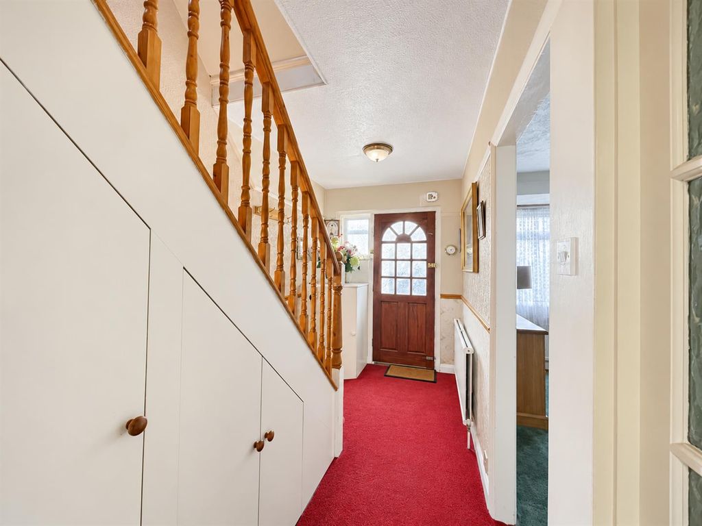 Property photo 2 of 17 Temple Hall 2.Png
