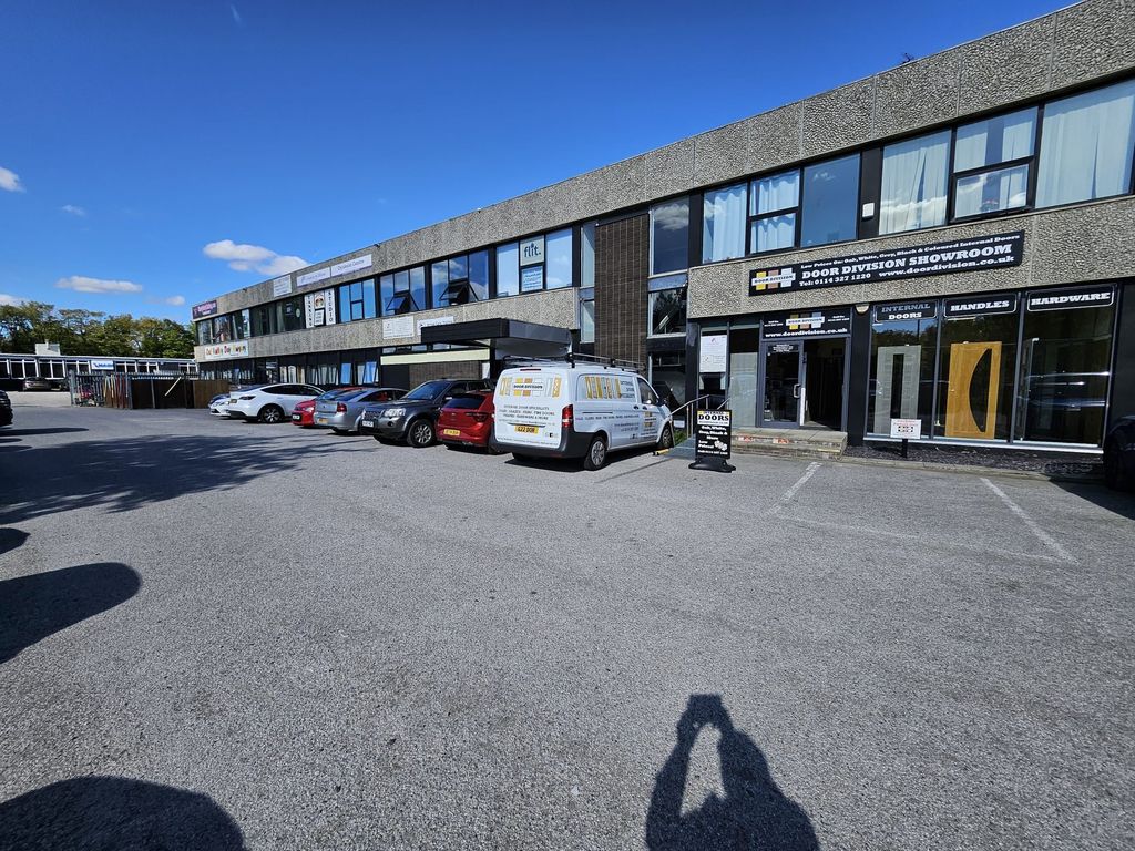 Property photo 3 of 5