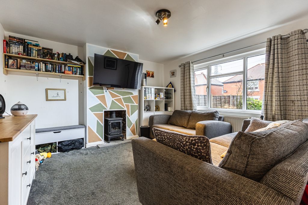 Property photo 3 of 15 Living Room