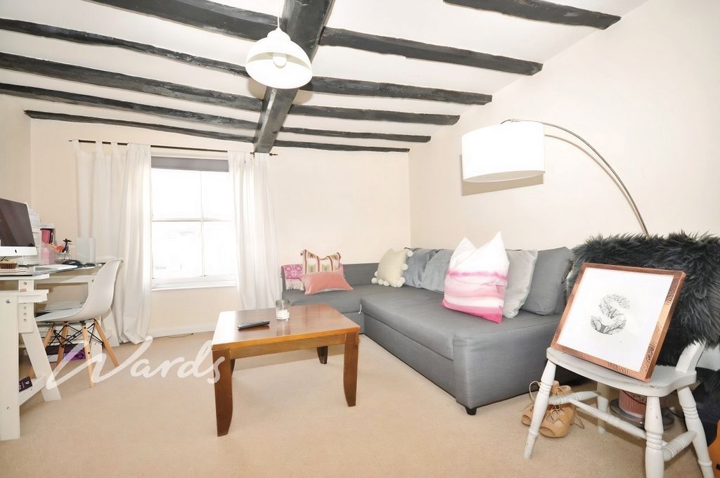 Property photo 2 of 4 513Af6dc-Living 2...