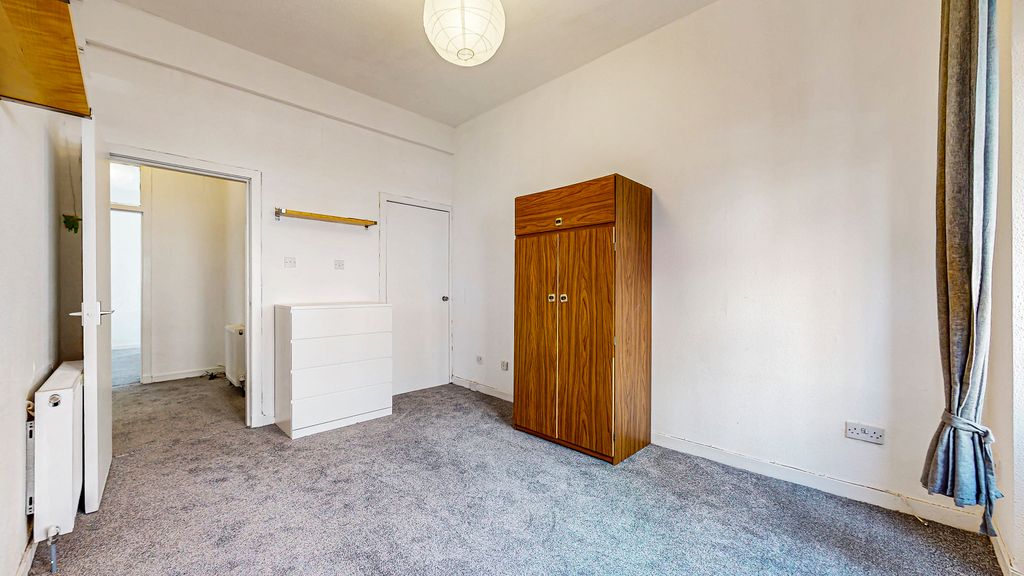 Property photo 3 of 19 11-Print-63 Chancellor Street Flat 1_14