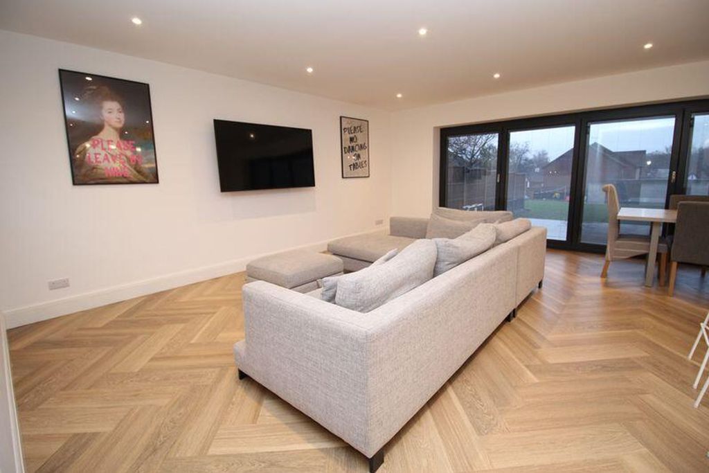 Additional image 9 of 5 bed detached bungalow for saleUpper Northam Road, Hedge End SO30