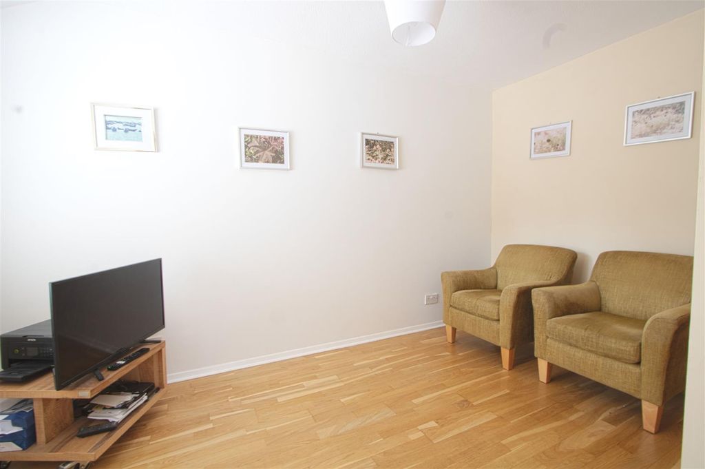 Property photo 2 of 16 Recep.Jpg