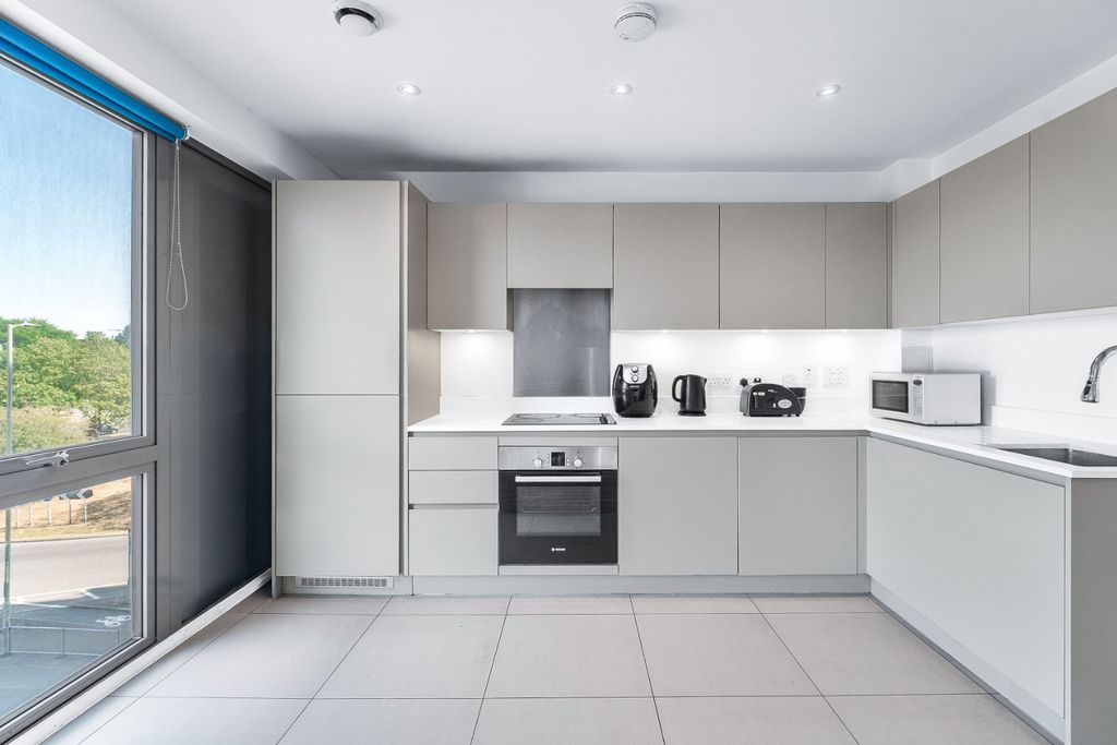 Property photo 2 of 11 5386791
