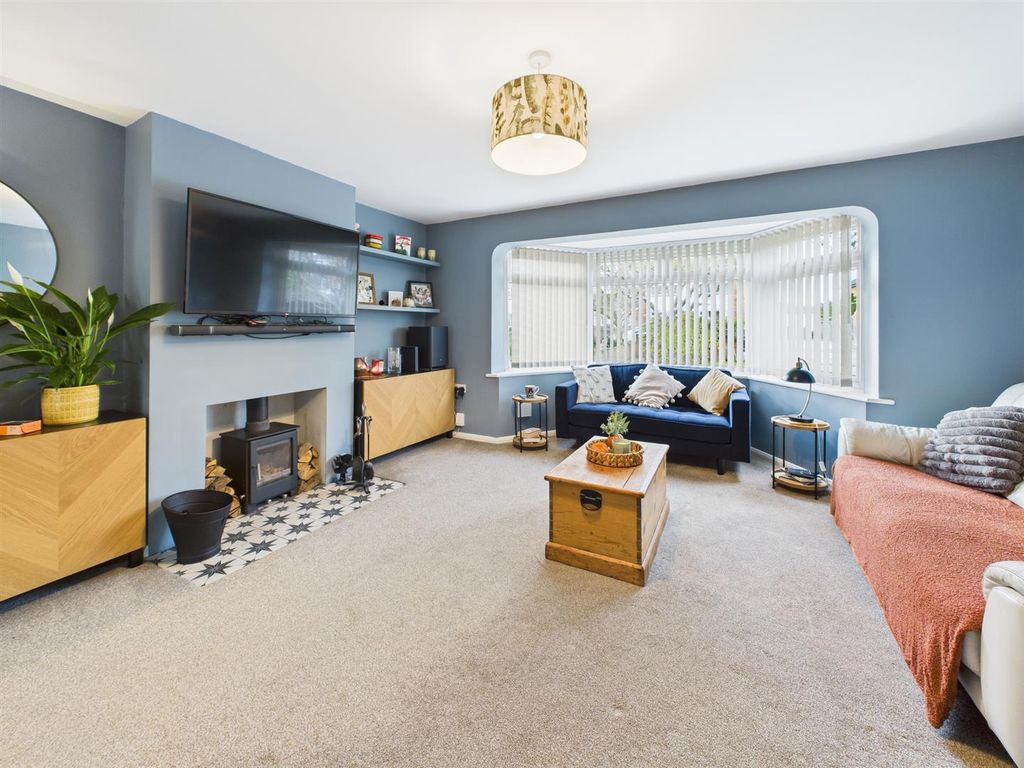 Property photo 3 of 26